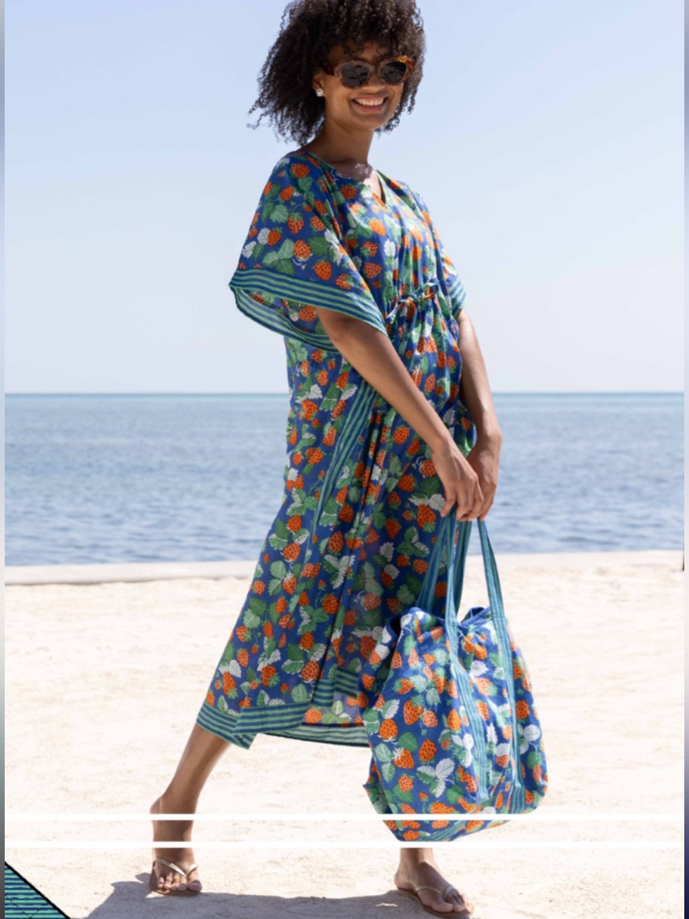 Rare Printfresh Let’s Cruise Caftan in Strawberry Fields Queen Blue OS